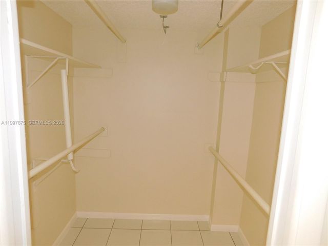 8005 SW 107th Avenue 309, Miami, FL 33173