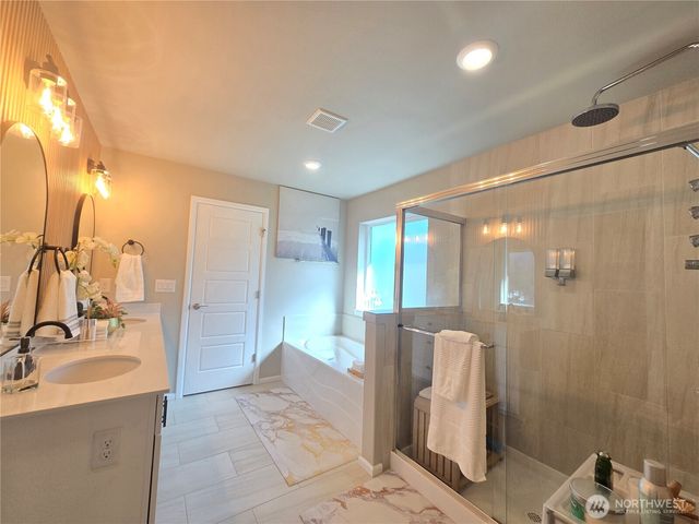 25428 128th Avenue SE, Kent, WA 98030