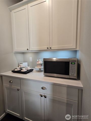 25428 128th Avenue SE, Kent, WA 98030