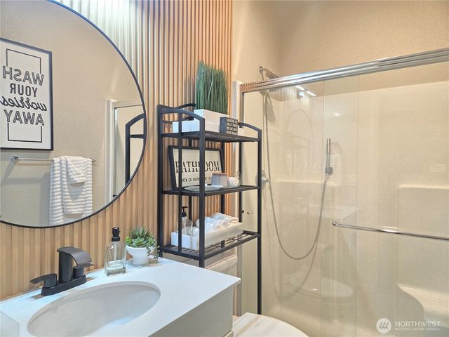 25428 128th Avenue SE, Kent, WA 98030