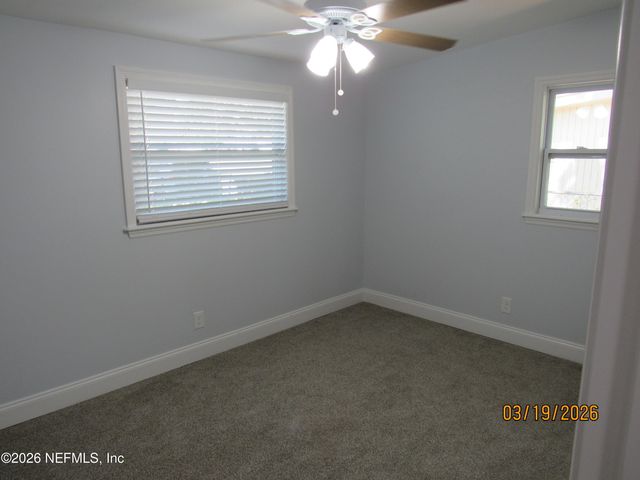 5849 RIDGEWAY Road E, Jacksonville, FL 32244