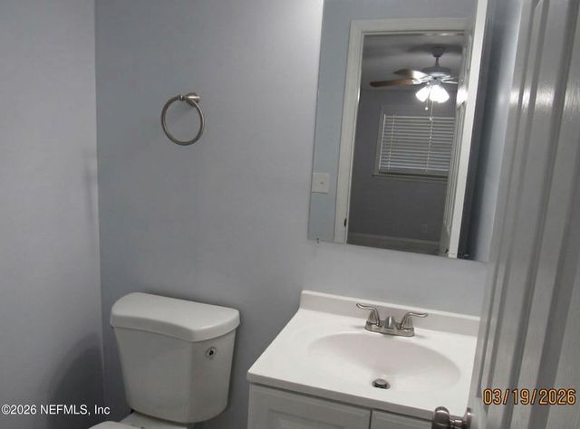 5849 RIDGEWAY Road E, Jacksonville, FL 32244