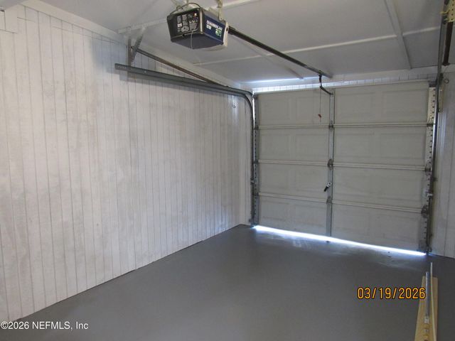 5849 RIDGEWAY Road E, Jacksonville, FL 32244