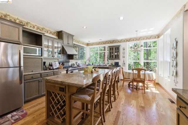 17030 Big Falls Trl, Sonora, CA 95370