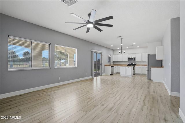 30811 N Bareback Trail, San Tan Valley, AZ 85143