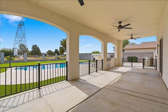 30811 N Bareback Trail, San Tan Valley, AZ 85143
