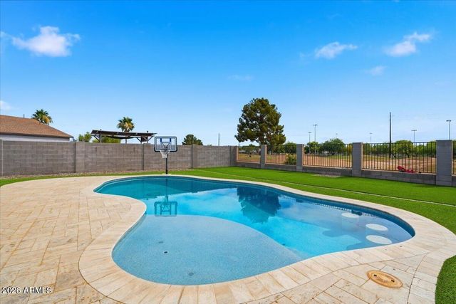 30811 N Bareback Trail, San Tan Valley, AZ 85143