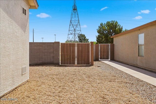 30811 N Bareback Trail, San Tan Valley, AZ 85143