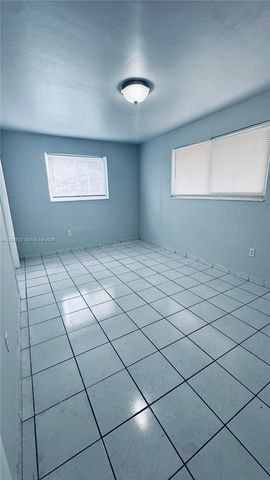 2732 NW 16th Ter 2734, Miami, FL 33125