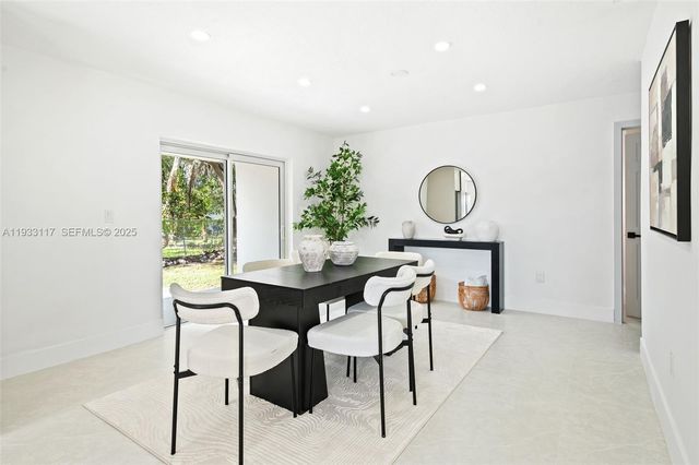 11220 NW 12th Ave, Miami, FL 33168