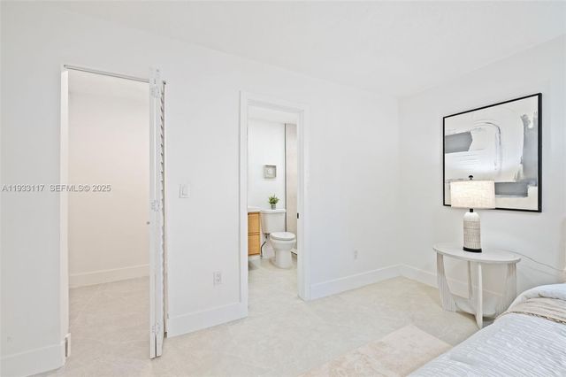 11220 NW 12th Ave, Miami, FL 33168