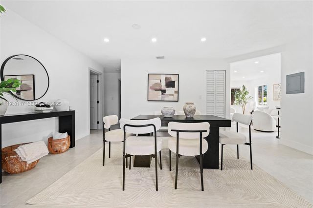 11220 NW 12th Ave, Miami, FL 33168