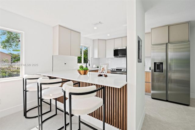 11220 NW 12th Ave, Miami, FL 33168