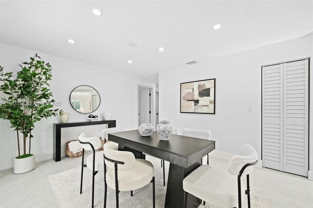 11220 NW 12th Ave, Miami, FL 33168