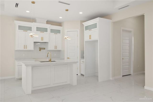 325 Barcelona Drive, Donna, TX 78537
