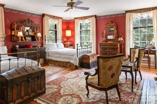 2531 Little River Road, Hendersonville, NC 28739