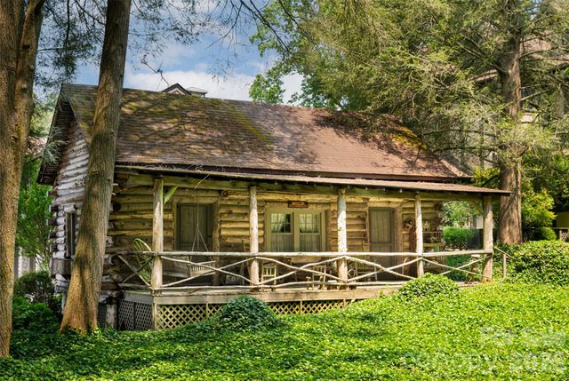2531 Little River Road, Hendersonville, NC 28739