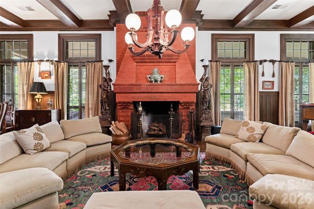 2531 Little River Road, Hendersonville, NC 28739