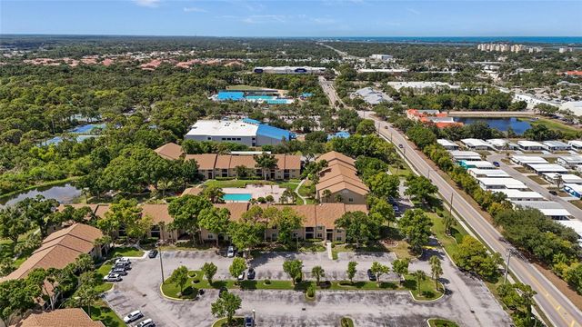 4057 CROCKERS LAKE BOULEVARD 17, Sarasota, FL 34238