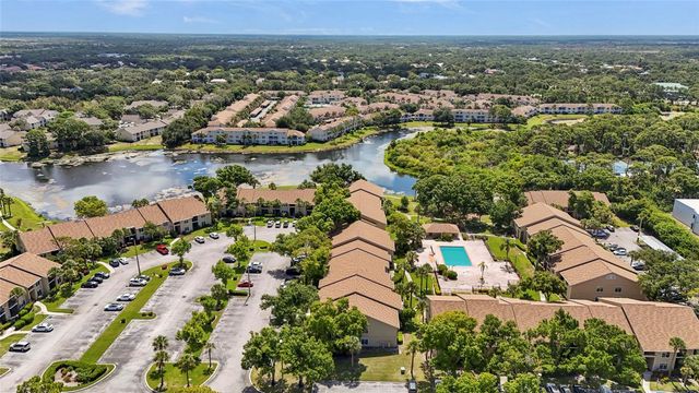 4057 CROCKERS LAKE BOULEVARD 17, Sarasota, FL 34238