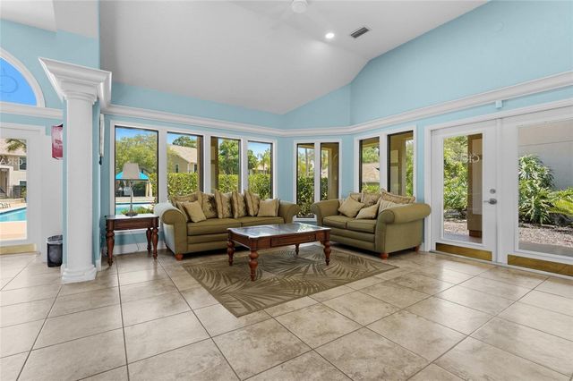 4057 CROCKERS LAKE BOULEVARD 17, Sarasota, FL 34238