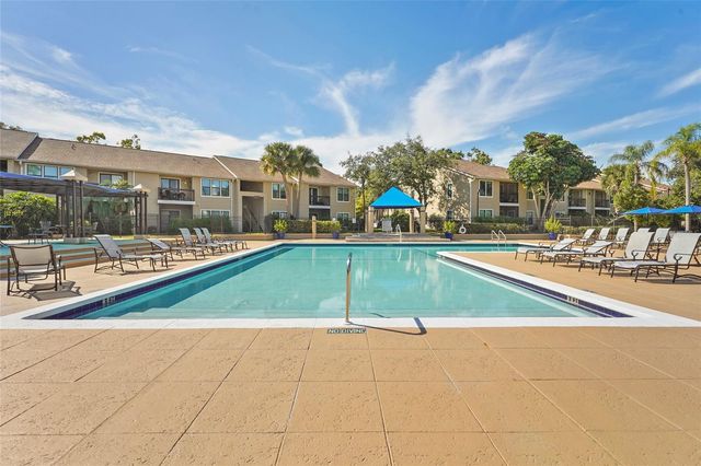 4057 CROCKERS LAKE BOULEVARD 17, Sarasota, FL 34238