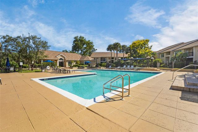 4057 CROCKERS LAKE BOULEVARD 17, Sarasota, FL 34238