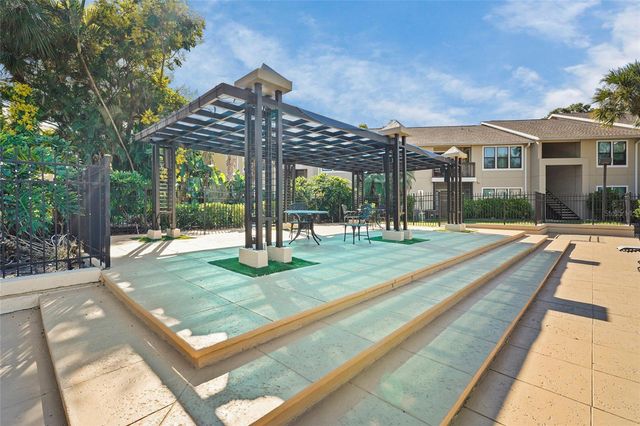 4057 CROCKERS LAKE BOULEVARD 17, Sarasota, FL 34238