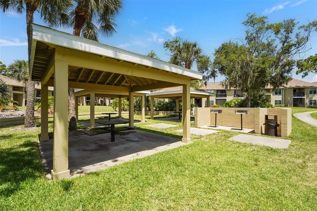 4057 CROCKERS LAKE BOULEVARD 17, Sarasota, FL 34238