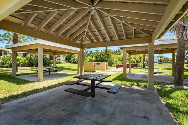 4057 CROCKERS LAKE BOULEVARD 17, Sarasota, FL 34238