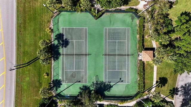4057 CROCKERS LAKE BOULEVARD 17, Sarasota, FL 34238