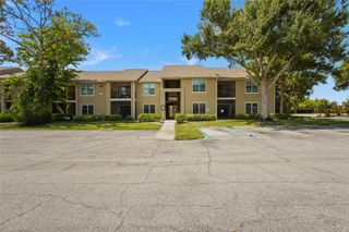 4057 CROCKERS LAKE BOULEVARD 17, Sarasota, FL 34238