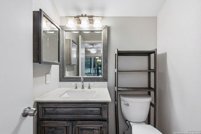 4430 Putting Green, San Antonio, TX 78217