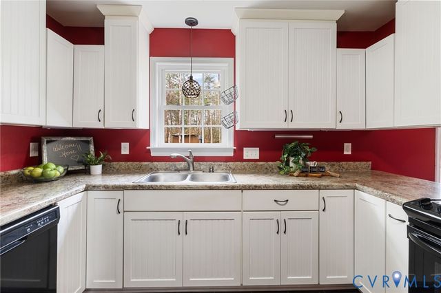 3725 Jefferson Landing Rd, Powhatan, VA 23139