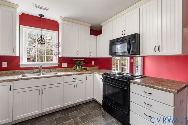 3725 Jefferson Landing Rd, Powhatan, VA 23139