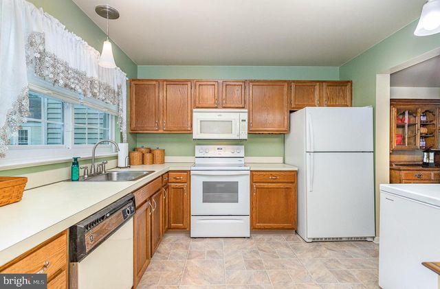 1968 WEXFORD RD, Palmyra, PA 17078