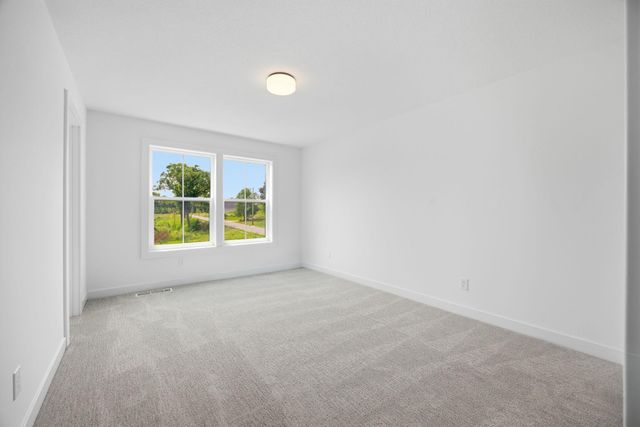 2415 Laurie Court, Roseville, MN 55113
