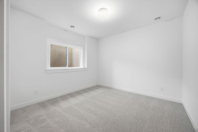 2415 Laurie Court, Roseville, MN 55113