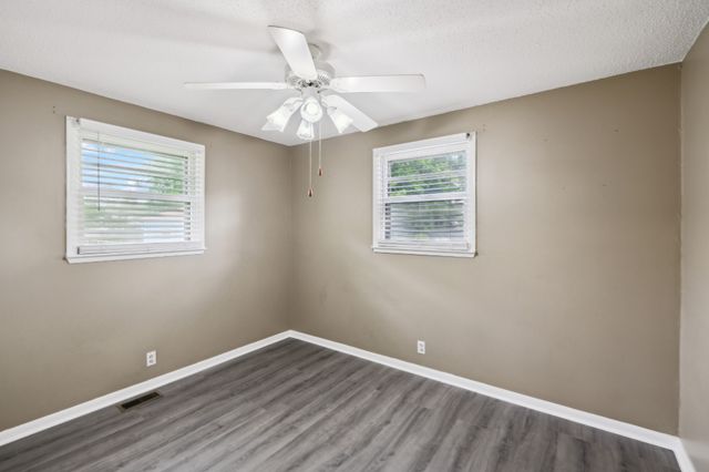 141 Mankin St, La Vergne, TN 37086