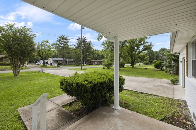 141 Mankin St, La Vergne, TN 37086