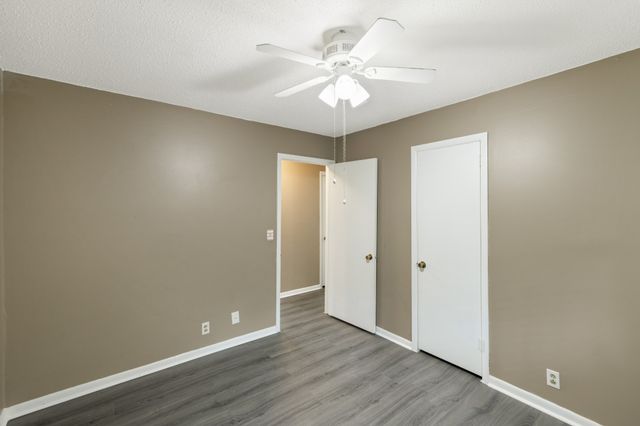 141 Mankin St, La Vergne, TN 37086