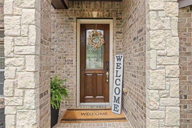 2517 Legacy Meadows Lane, Conroe, TX 77304