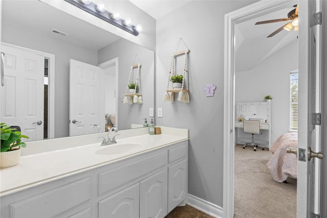 2517 Legacy Meadows Lane, Conroe, TX 77304