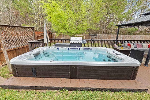 2517 Legacy Meadows Lane, Conroe, TX 77304