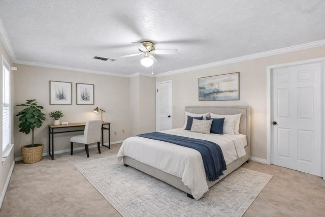 904 Bob White Street, Bryan, TX 77802