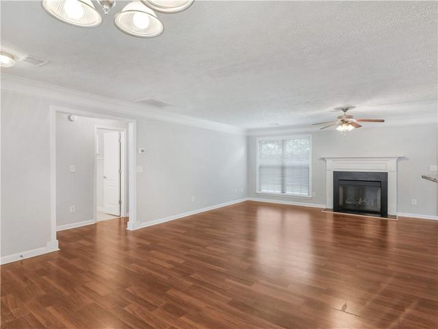 8 Victoria Drive, Fairburn, GA 30213