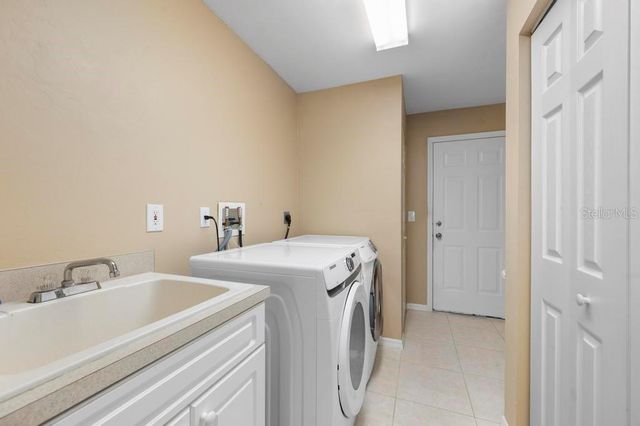 3801 WAYWARD AVE. AVENUE, North Port, FL 34286