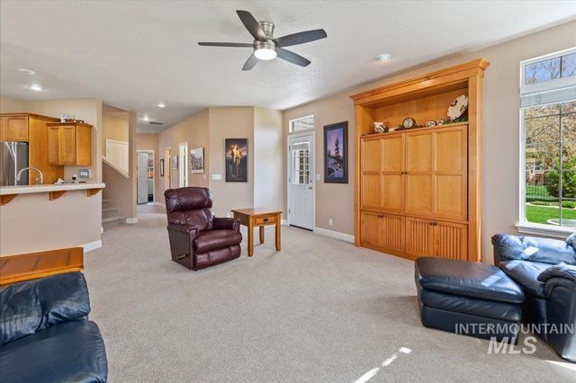 1509 N Dragonfly Place, Eagle, ID 83616