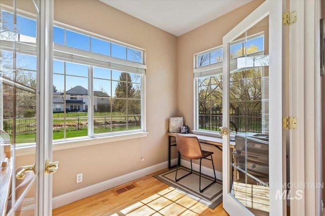 1509 N Dragonfly Place, Eagle, ID 83616