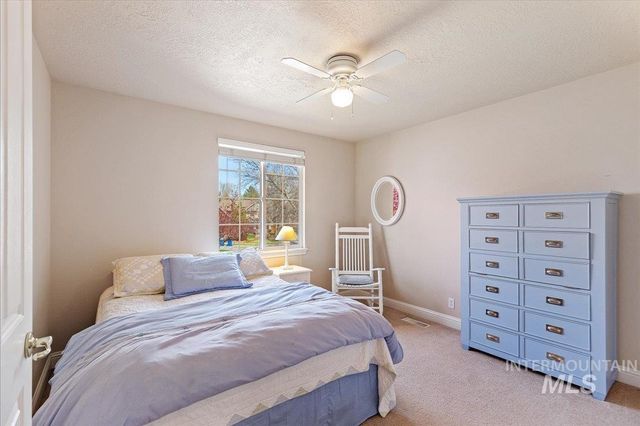 1509 N Dragonfly Place, Eagle, ID 83616